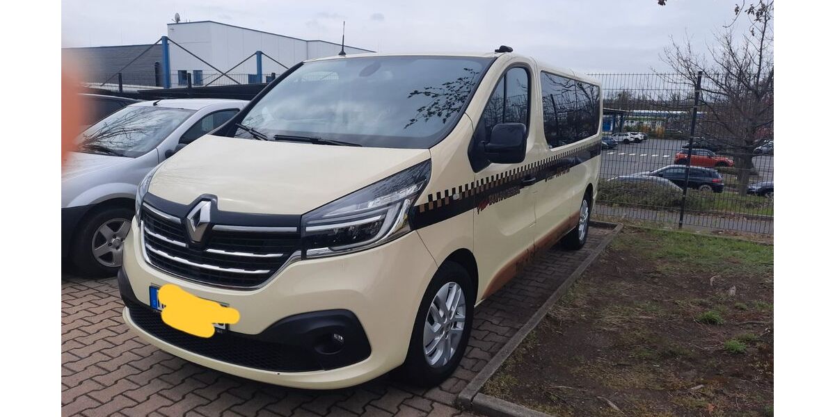 Renault Trafic 111.000 km 21.800 &euro; Radebeul 01445