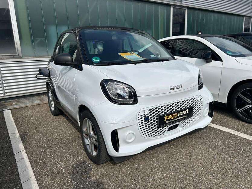 Smart forTwo 14.378 km 9.890 € Schorndorf 73614