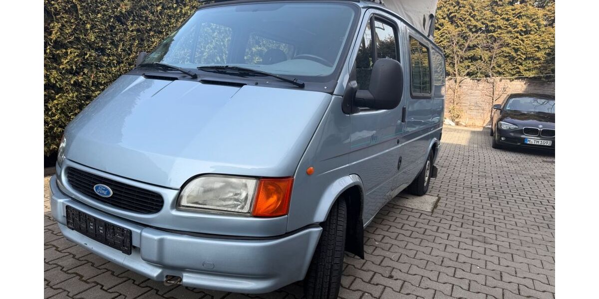 Ford Transit 235.698 km 3.999 &euro; München 81245