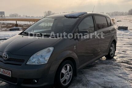 Toyota Corolla Verso 240.000 km 3.999 &euro; Deggendorf 94469