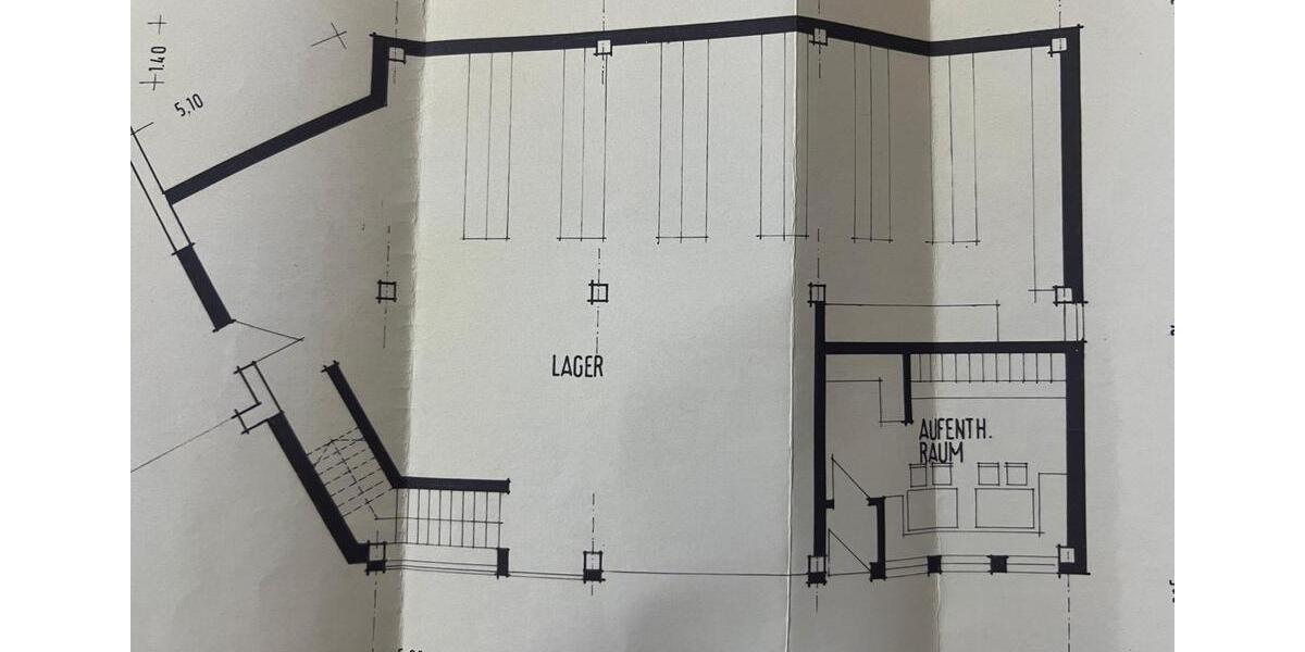 Lagerhalle Stellplatzhalle Gewerbehalle ca 190m2 mit Sektionaltor zimmer