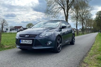 Ford Focus 120.000 km 4.500 &euro; Paderborn 33106