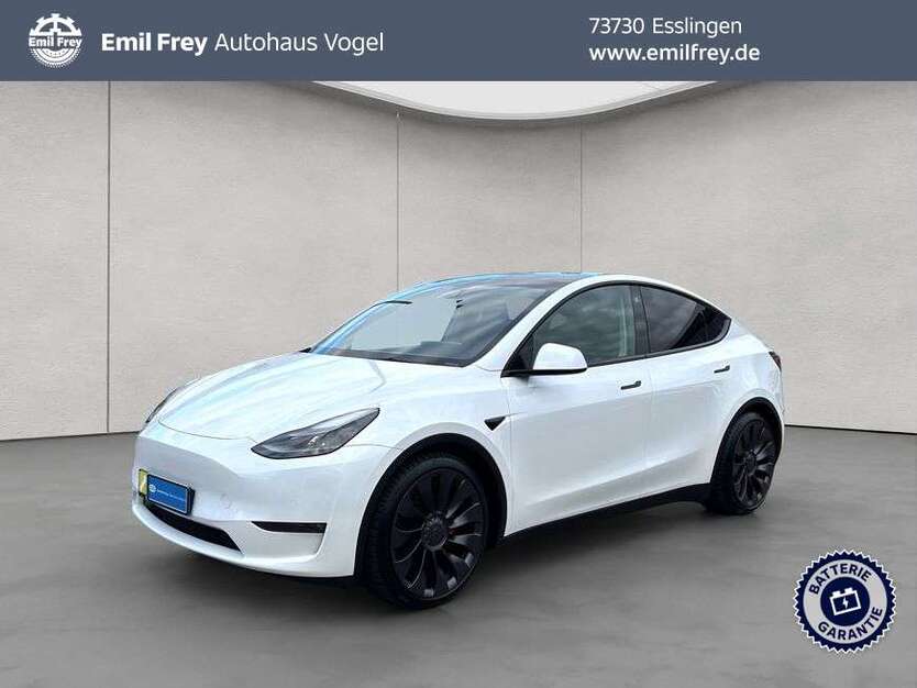 Tesla Model Y 39.788 km 40.990 € Esslingen am Neckar 73730