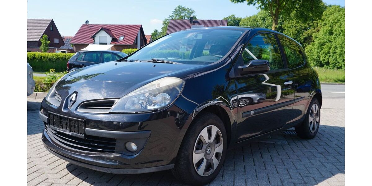 Renault Clio 175.000 km 2.650 &euro; Coesfeld 48653