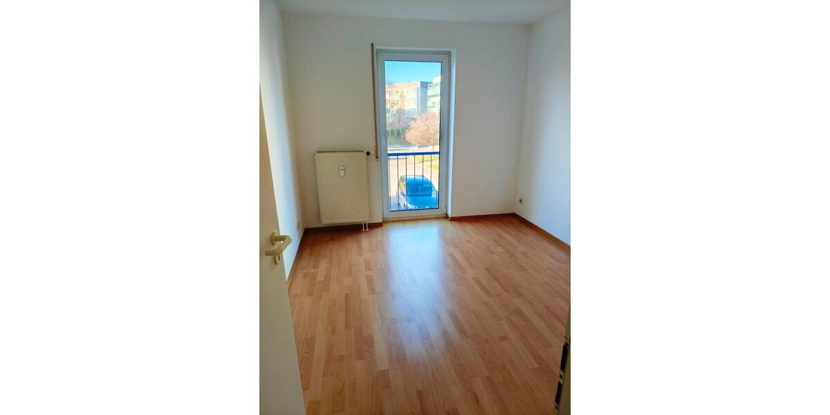 Etagenwohnung Ballenstedt - 3 Zimmer, 75 m&sup2;, 430&euro; | Angebot:24785375