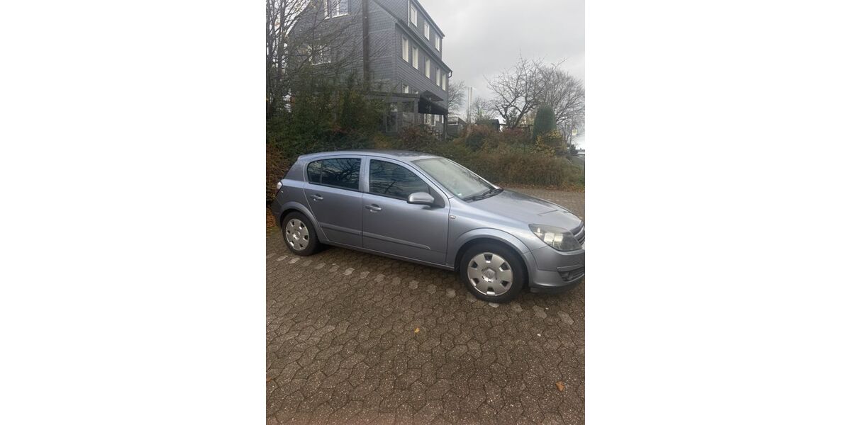 Opel Astra 129.000 km 2.700 &euro; Radevormwald 42477