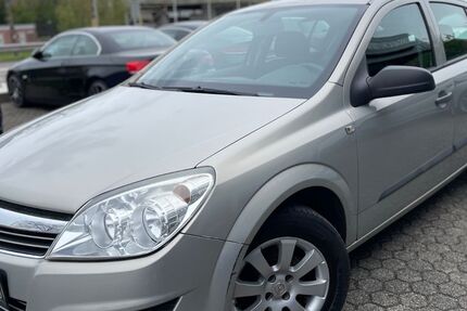 Opel Astra 124.000 km 2.790 &euro; Konz 54329
