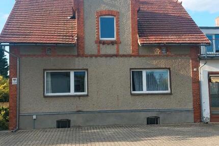 Haus Märkische Heide - 5 Zimmer, 140 m&sup2;, 650&euro; | Angebot:25274308