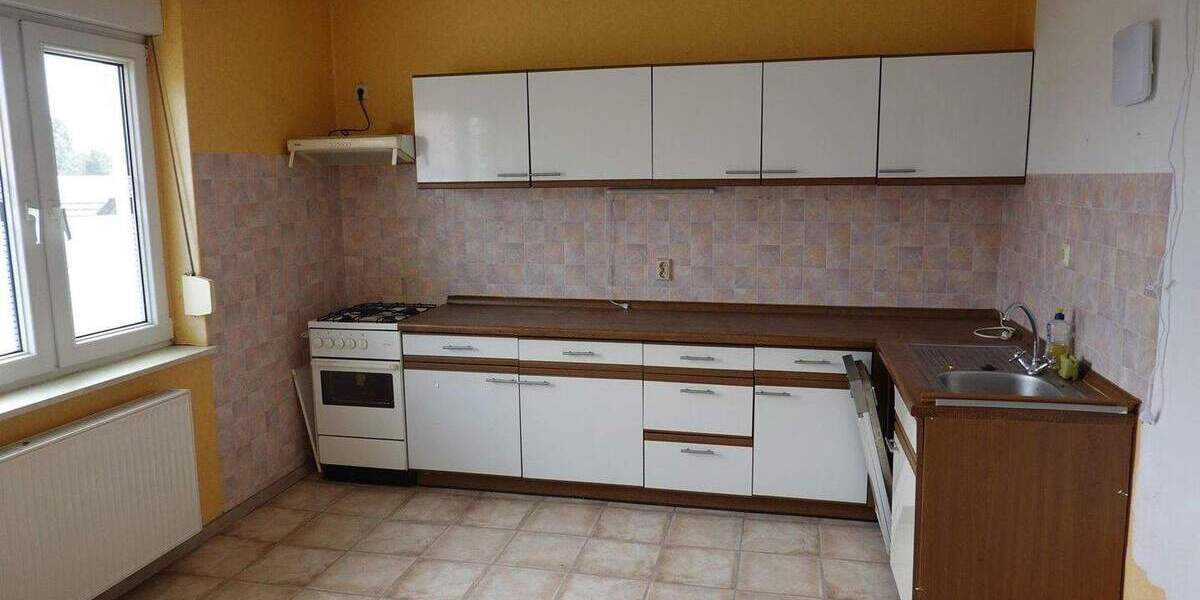 Mehrfamilienhaus, Wohnhaus Neißemünde Coschen - 8 Zimmer, 185 m&sup2;, 180.000&euro; | Angebot:25783185