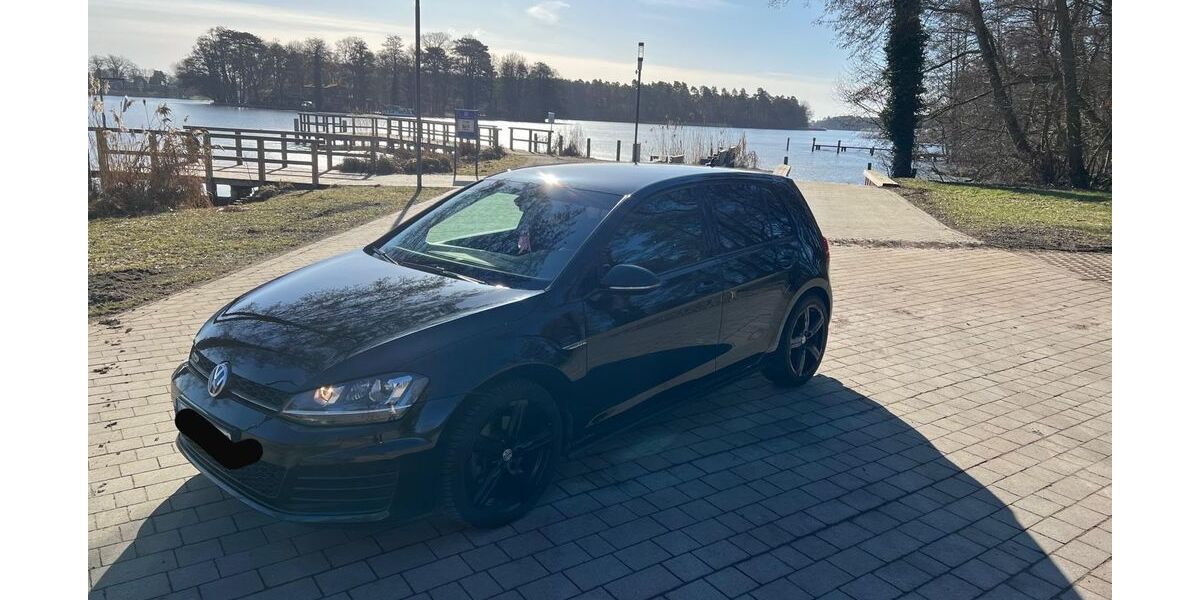 VW Golf 213.000 km 9.900 &euro; Kyritz 16866