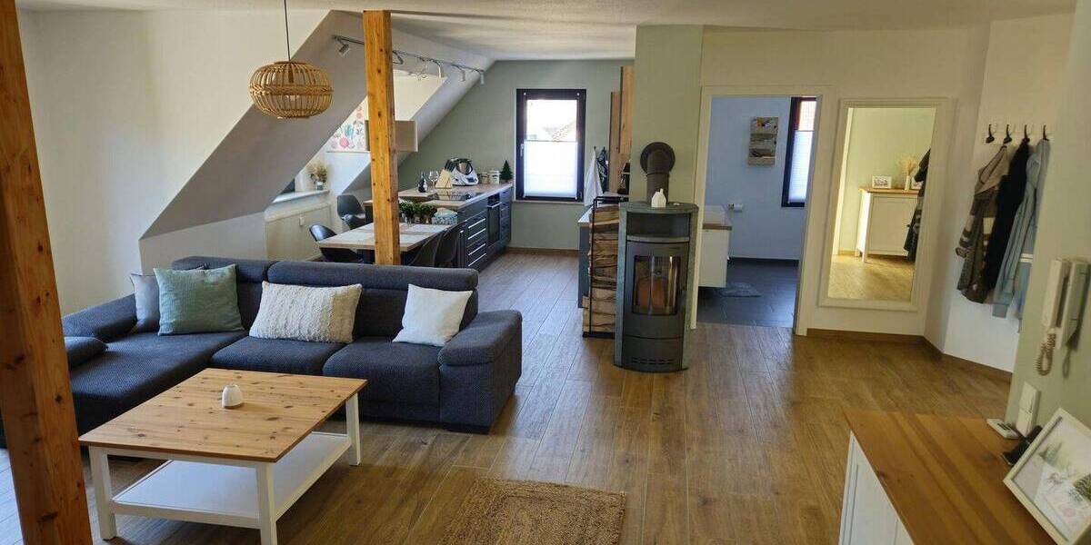 Etagenwohnung Erlach am Main Erlach - 3 Zimmer, 92 m&sup2;, 289.000&euro; | Angebot:26197973