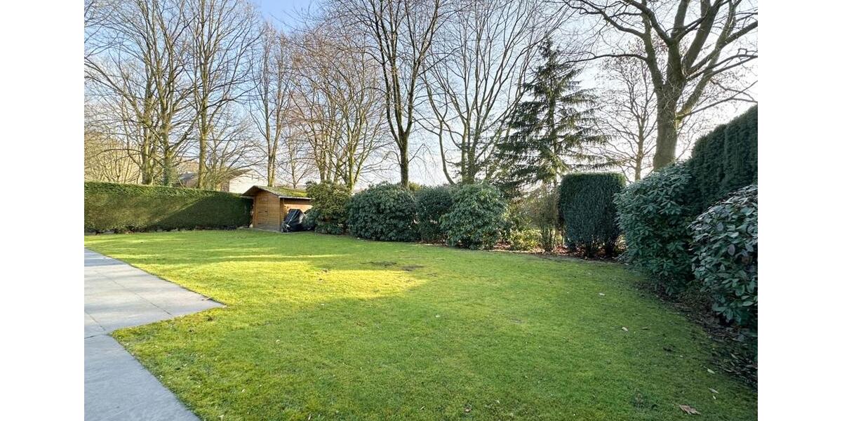 Erdgeschoßwohnung Gladbeck Alt-Rentfort - 5 Zimmer, 150 m&sup2;, 1.300&euro; | Angebot:25320588