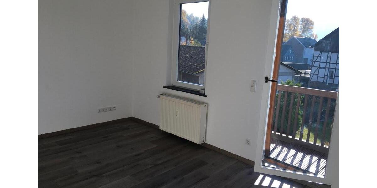 Etagenwohnung Bestwig - 4 Zimmer, 75 m&sup2;, 375&euro; | Angebot:26660517