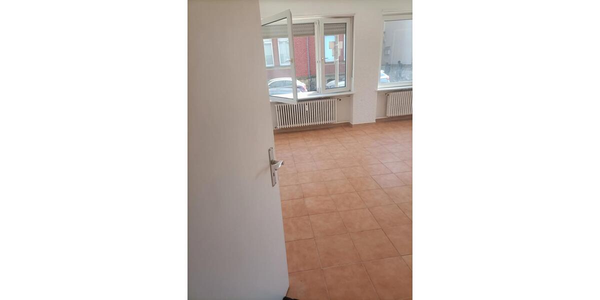 Erdgeschoßwohnung Saarlouis - 3 Zimmer, 80 m&sup2;, 590&euro; | Angebot:26398757