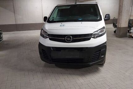 Opel Vivaro 36.200 km 18.199 &euro; Dresden 01097