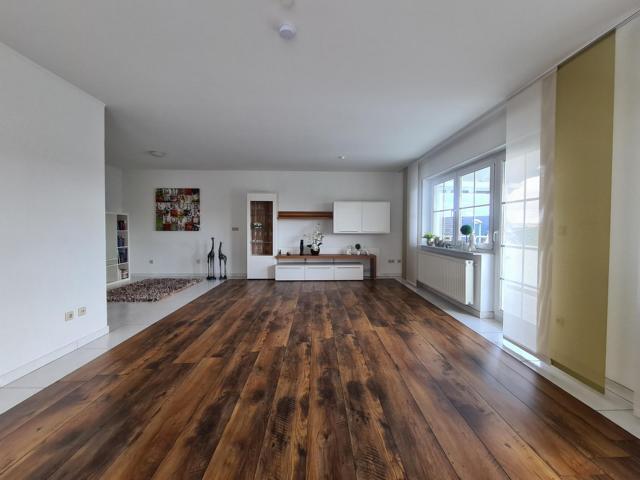 Luxuriöse Penthouse-/Maisonettenwohnung mit Fernblick in Toplage von Zweibrücken - Penthouse Zweibrücken | Angebot:27003327