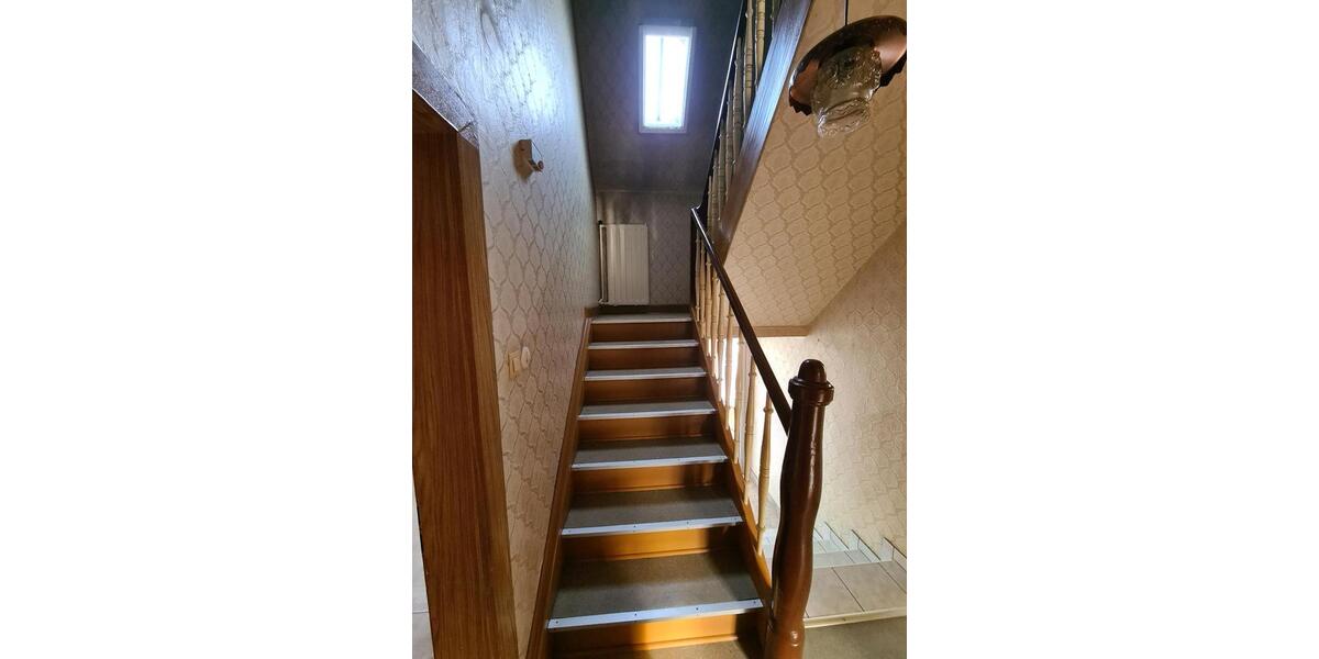 Einfamilienhaus Erbach - 7 Zimmer, 145 m&sup2;, 290.000&euro; | Angebot:25390811