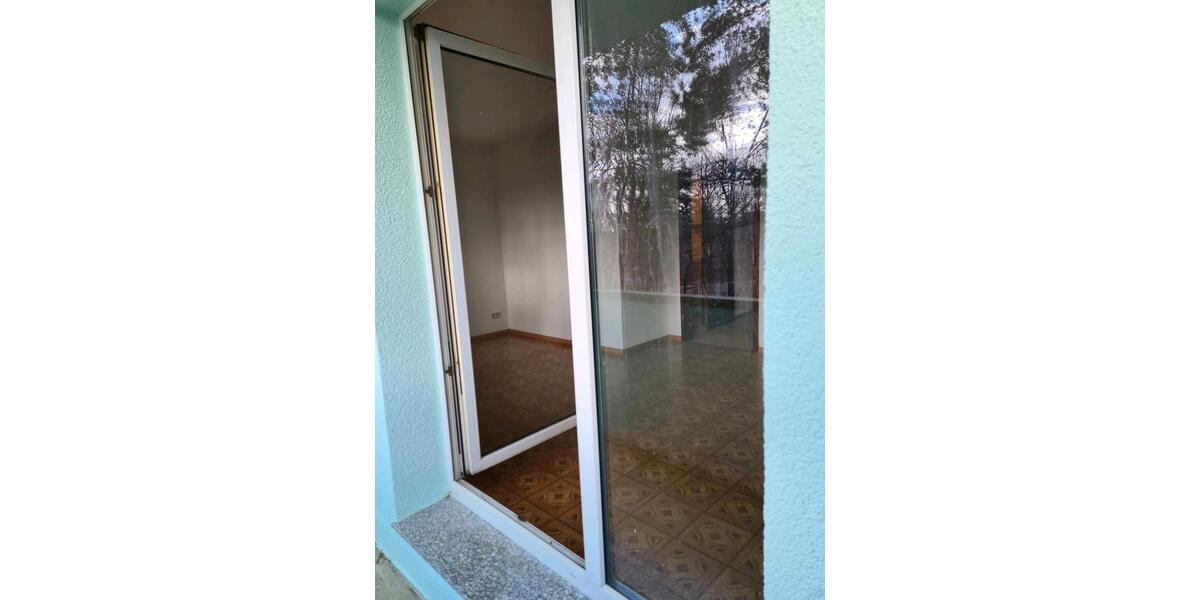 Etagenwohnung Dessau-Roßlau Brambach - 3 Zimmer, 59 m&sup2;, 50.000&euro; | Angebot:26731142