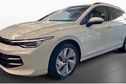 VW Golf 1.600 km 29.900 € Siegsdorf 83313