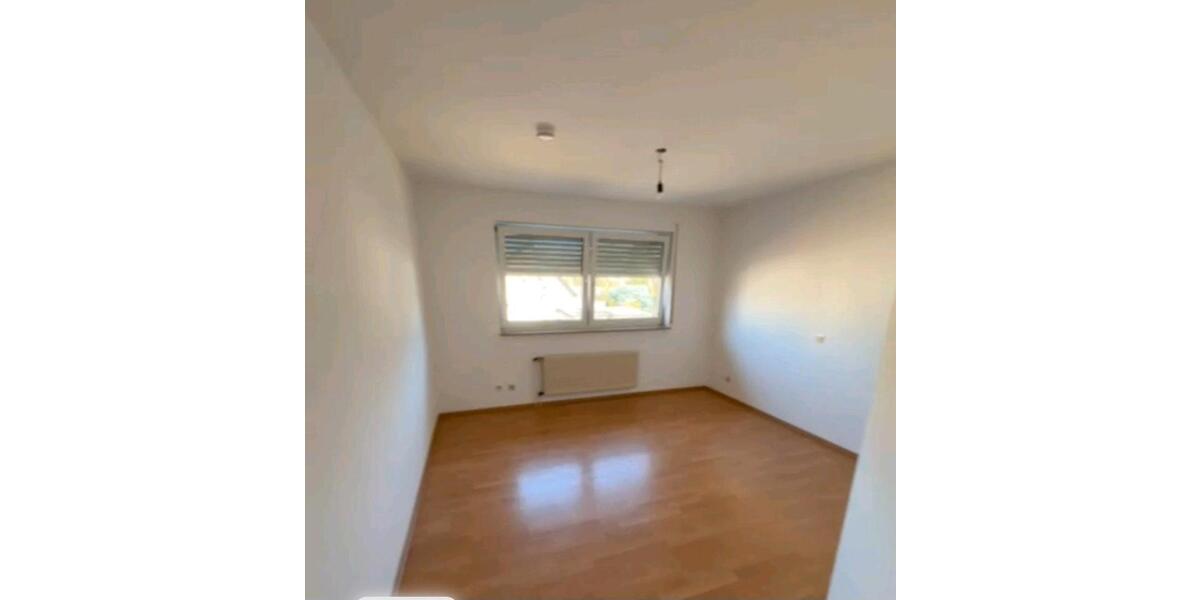 Etagenwohnung Siegburg - 3 Zimmer, 75 m&sup2;, 1.280&euro; | Angebot:25571164