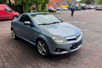 Opel Tigra 181.000 km 2.499 &euro; Hamburg 22045