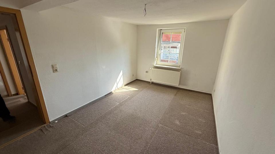 Etagenwohnung Aken (Elbe) - 2 Zimmer, 82 m&sup2;, 490&euro; | Angebot:25830794