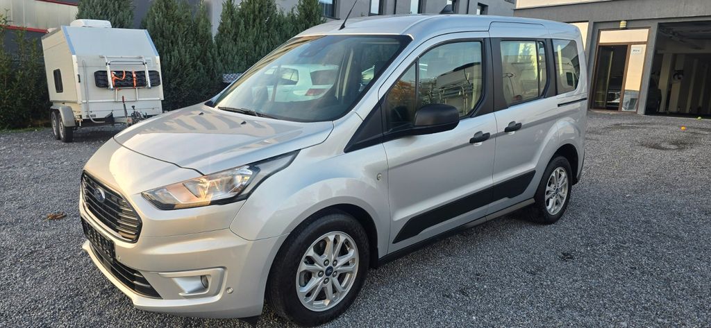 Ford Tourneo Connect 57.990 km 17.000 &euro; Leingarten 74211