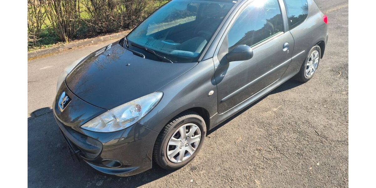 Peugeot 206 87.500 km 3.200 &euro; Witzenhausen 37215