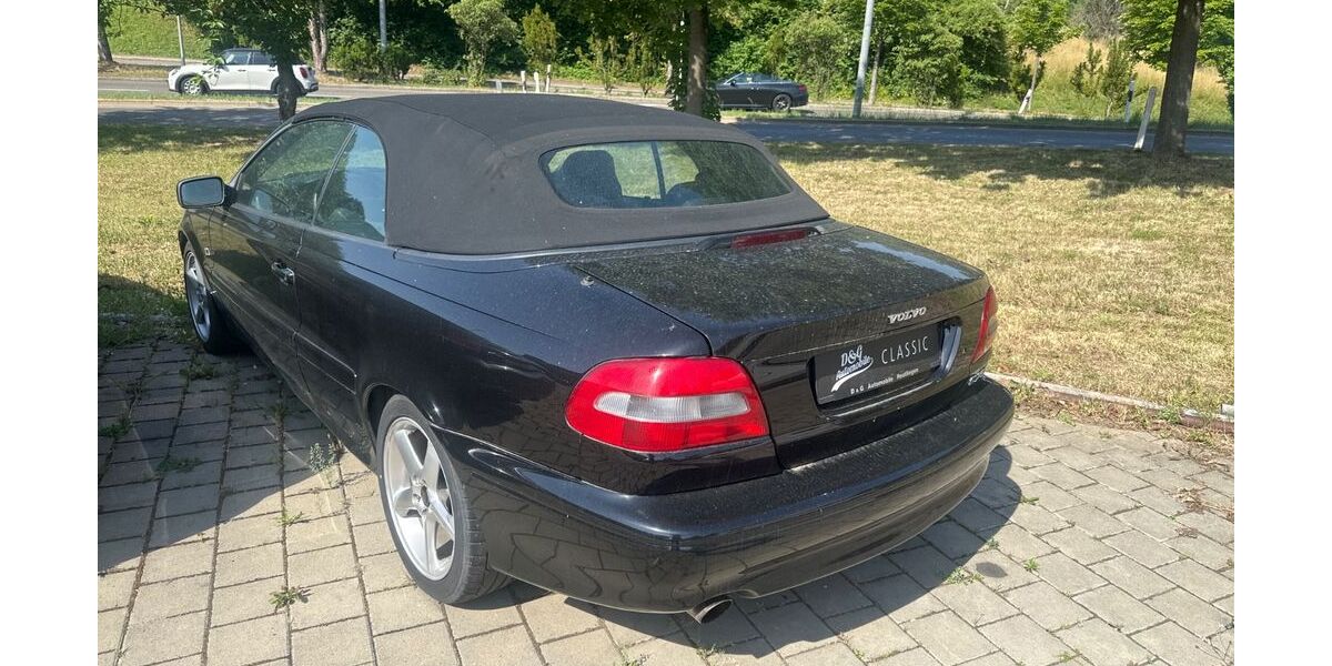 Volvo C70 89.585 km 9.900 &euro; Reutlingen 72762