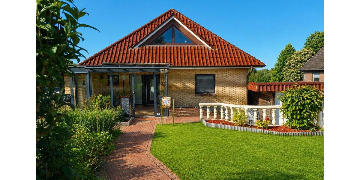 Einfamilienhaus Reinfeld (Holstein) - 7.5 Zimmer, 245 m&sup2;, 549.000&euro; | Angebot:26864435