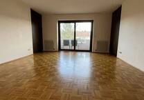 D`dorf-Unterrath, ruhiges 1 Zimmer-App., 37,29 m², Wannenbad, Balkon, kleine Einbauküche, Keller