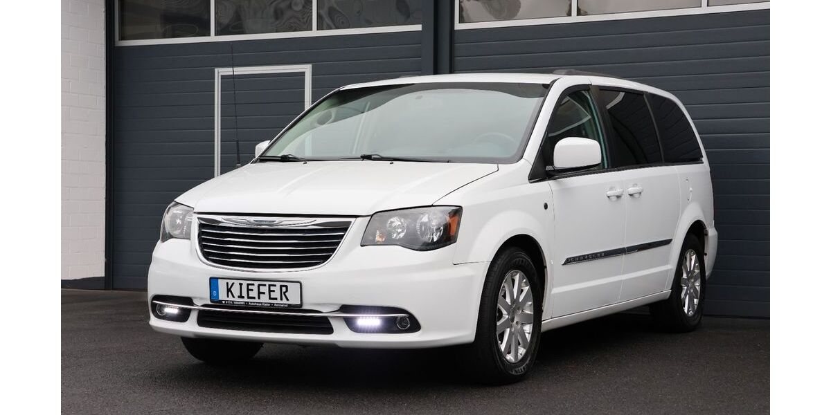 Chrysler Voyager 125.831 km 15.449 &euro; Rennerod 56477