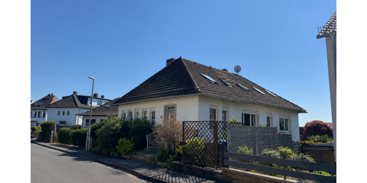 Einfamilienhaus Geisenheim - 15 Zimmer, 341 m&sup2;, 895.000&euro; | Angebot:26461888