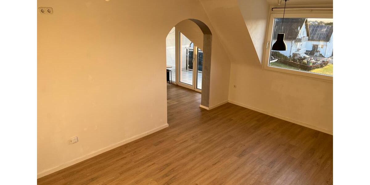 Etagenwohnung Ochtendung - 4 Zimmer, 112 m&sup2;, 900&euro; | Angebot:24806073