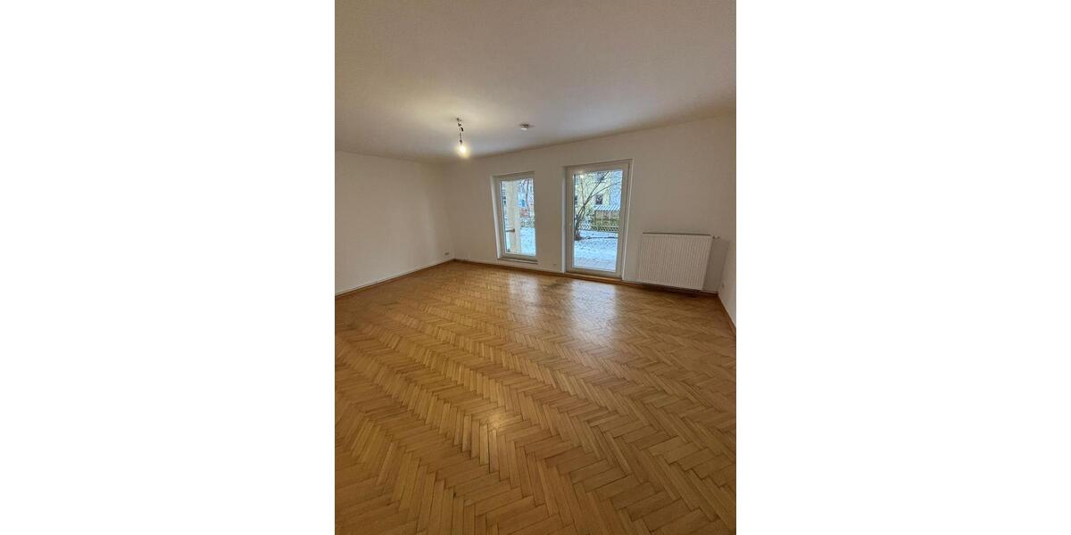 Erdgeschoßwohnung Minden - 4 Zimmer, 100 m&sup2;, 751&euro; | Angebot:25479731