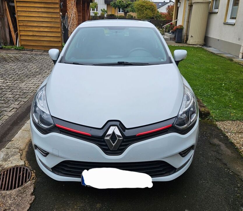 Renault Clio 61.000 km 6.800 € Thiersheim 95707