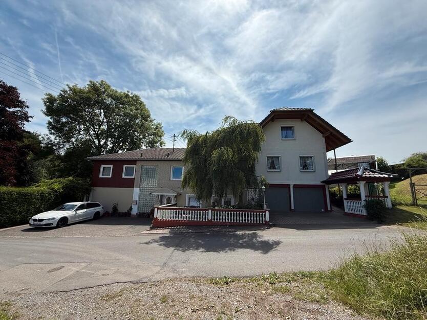 ✅ 2-3 Familienhaus mit neuer Heizung und vielen Extras!