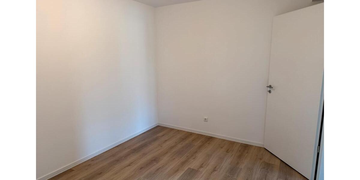 Erdgeschoßwohnung Jever - 3 Zimmer, 95 m&sup2;, 1.200&euro; | Angebot:26296834