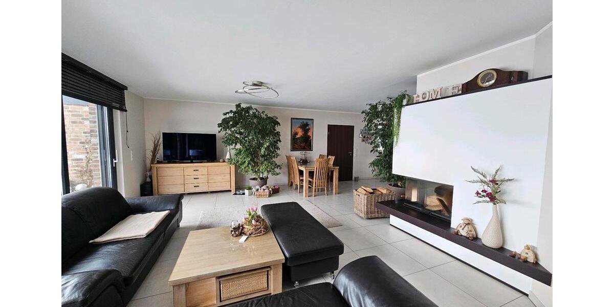 Einfamilienhaus Hüllhorst - 6 Zimmer, 193 m&sup2;, 570.000&euro; | Angebot:27141146