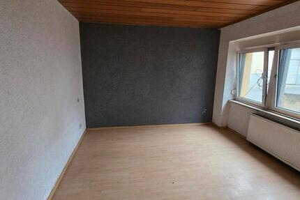 Wohnung Bexbach - 2 Zimmer, 91 m&sup2;, 550&euro; | Angebot:26597293