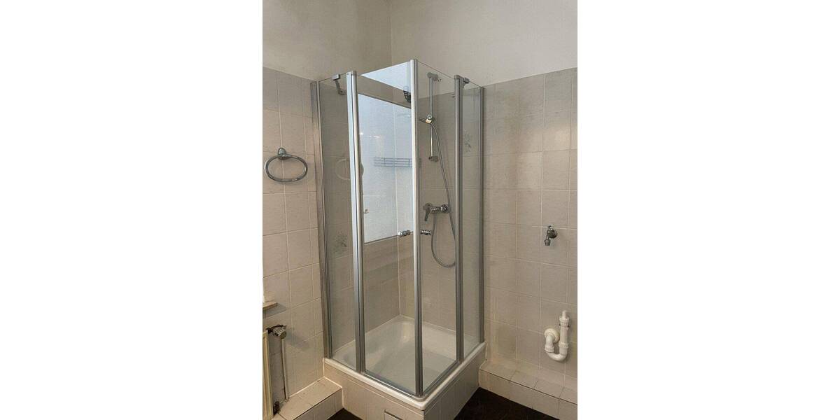 Etagenwohnung Hameln Innenstadt - 2 Zimmer, 36 m&sup2;, 375&euro; | Angebot:26799400