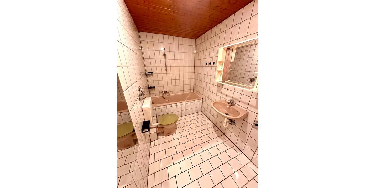 Etagenwohnung Felsberg - 3 Zimmer, 53 m&sup2;, 465&euro; | Angebot:26605097