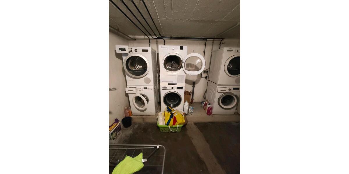 Etagenwohnung Asperg - 3 Zimmer, 70 m&sup2;, 1.300&euro; | Angebot:24831894