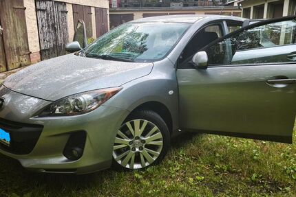 Mazda 3 109.000 km 6.900 &euro; Berlin 10365