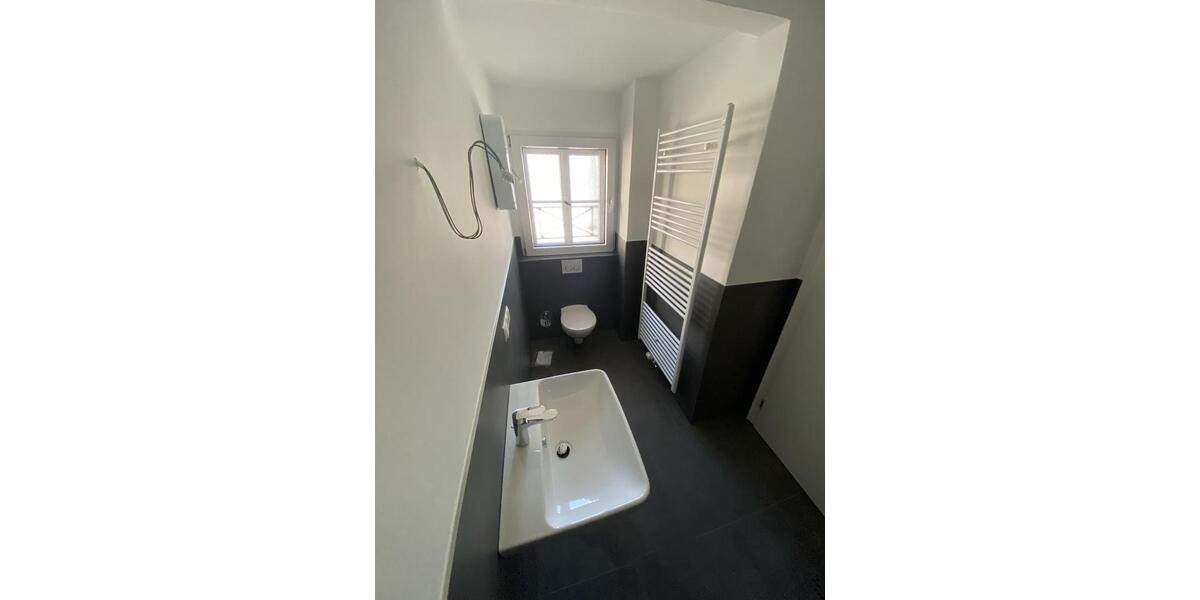 Etagenwohnung Andernach - 2 Zimmer, 38 m&sup2;, 590&euro; | Angebot:25989792