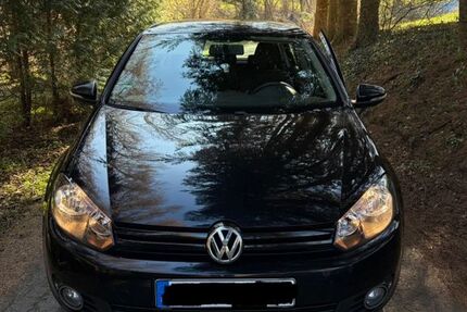 VW Golf 182.000 km 6.200 &euro; Schweisweiler 67808