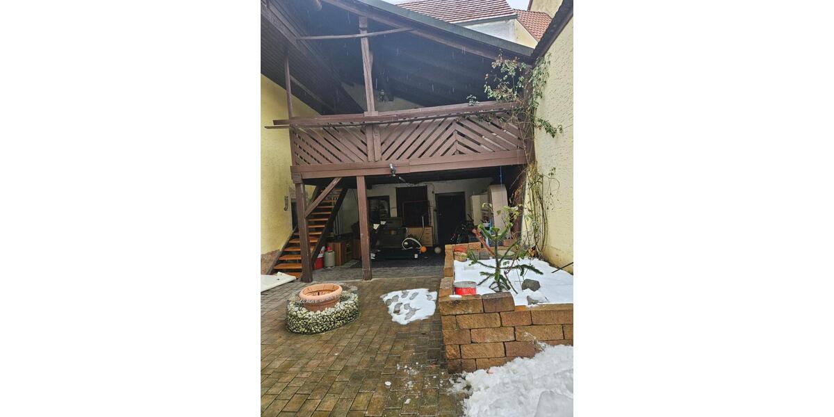 Einfamilienhaus Falkenstein - 6 Zimmer, 410 m&sup2;, 240.000&euro; | Angebot:26447243