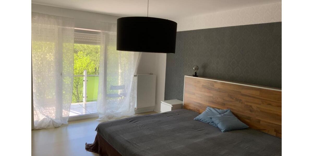 Einfamilienhaus Netphen - 7 Zimmer, 140 m&sup2;, 1.780&euro; | Angebot:26561443