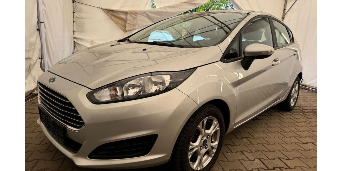 Ford Fiesta 121.000 km 4.990 &euro; Hoppegarten Hönow 15366