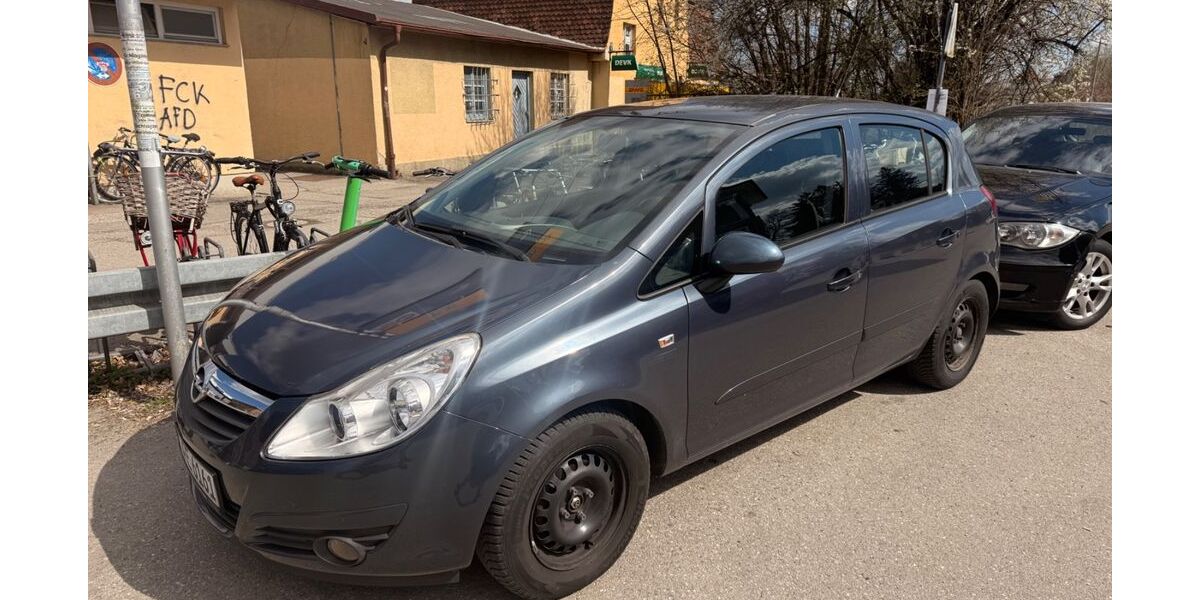 Opel Corsa 67.000 km 5.100 &euro; München 81249